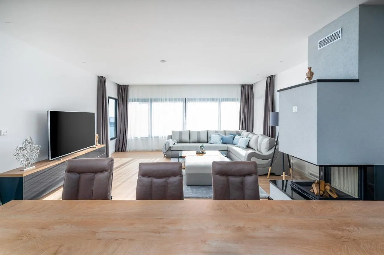 New Villa Astera -Heated Pool, 4 Bedrooms, And Sea Views Seget Vranjica