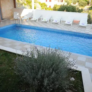 Apartment Apartments&rooms Jelavic, Seget Vranjica